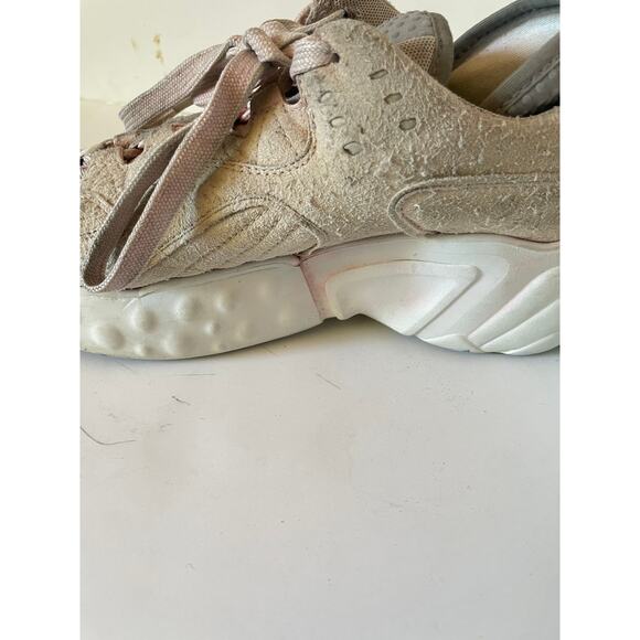 Acne Studios Beige Rockaway Tumbled Suede Distressed Sneakers Men’s • Size 7 - Picture 2 of 8